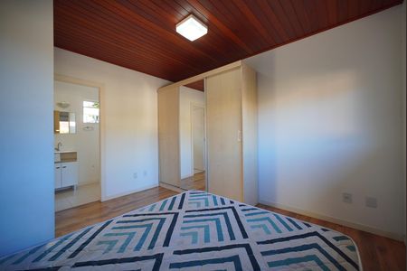 Casa para alugar com 110m², 2 quartos e 2 vagasSuíte 1