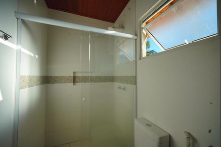 Casa para alugar com 110m², 2 quartos e 2 vagasBanheiro da Suíte 2