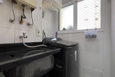 Apartamento para alugar com 86m², 2 quartos e 1 vaga Apartamento para alugar com 86m², 2 quartos e 1 vagaCozinha e Área de Serviço