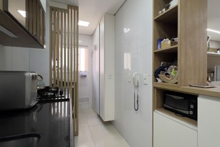 Apartamento para alugar com 86m², 2 quartos e 1 vaga Apartamento para alugar com 86m², 2 quartos e 1 vagaCozinha e Área de Serviço