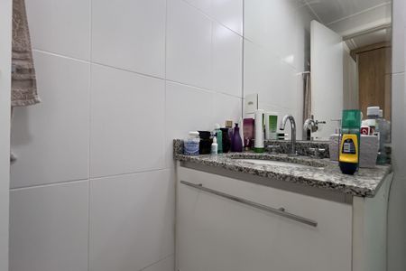 Banheiro da Suíte 2 de apartamento para alugar com 2 quartos, 86m² em Jardim Tabatinga, Guarulhos