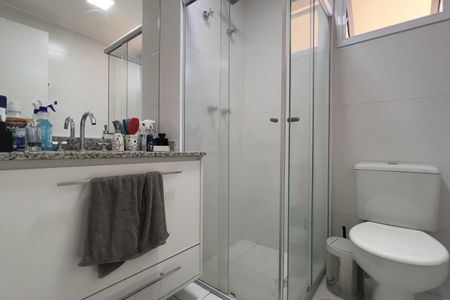 Apartamento para alugar com 86m², 2 quartos e 1 vaga Apartamento para alugar com 86m², 2 quartos e 1 vagaBanheiro da Suíte 1