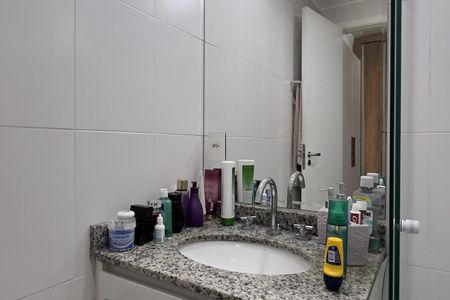 Apartamento para alugar com 86m², 2 quartos e 1 vaga Apartamento para alugar com 86m², 2 quartos e 1 vagaBanheiro da Suíte 2