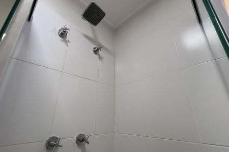 Apartamento para alugar com 86m², 2 quartos e 1 vaga Apartamento para alugar com 86m², 2 quartos e 1 vagaBanheiro da Suíte 1