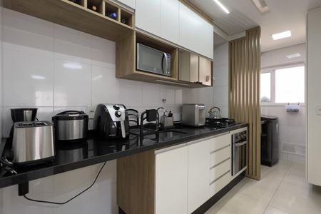 Apartamento para alugar com 86m², 2 quartos e 1 vaga Apartamento para alugar com 86m², 2 quartos e 1 vagaCozinha e Área de Serviço