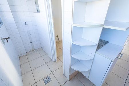 Apartamento para alugar com 77m², 2 quartos e 1 vaga Apartamento para alugar com 77m², 2 quartos e 1 vagaarea de serviço