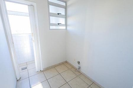Apartamento para alugar com 77m², 2 quartos e 1 vaga Apartamento para alugar com 77m², 2 quartos e 1 vagaquarto de serviço / DCE