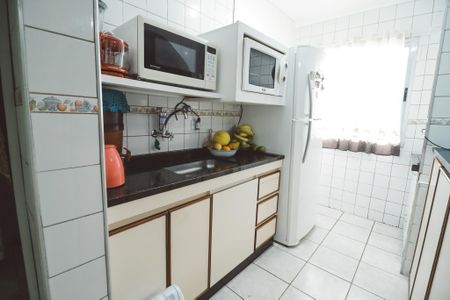 Cozinha de apartamento à venda com 2 quartos, 49m² em Vila Nova Cachoeirinha, São Paulo
