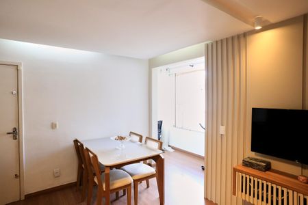 Sala de apartamento à venda com 3 quartos, 65m² em Cidade Nova, Belo Horizonte