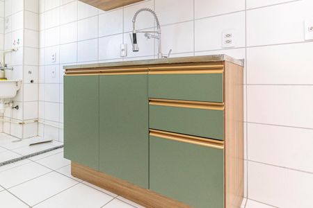 Apartamento à venda com 40m², 2 quartos e sem vaga Apartamento à venda com 40m², 2 quartos e sem vagaCozinha - Armários