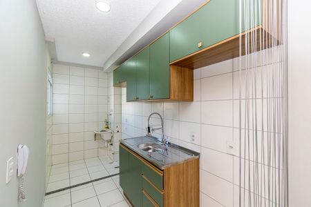 Cozinha de apartamento à venda com 2 quartos, 40m² em Bonsucesso, Rio de Janeiro