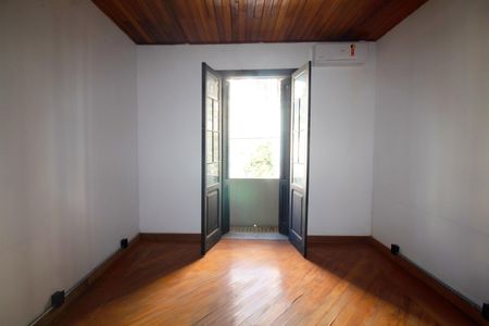 Casa para alugar com 230m², 3 quartos e 2 vagas Casa para alugar com 230m², 3 quartos e 2 vagasQuarto 2