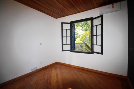 Casa para alugar com 3 quartos, 230m² em Jardim Paulista, São Paulo