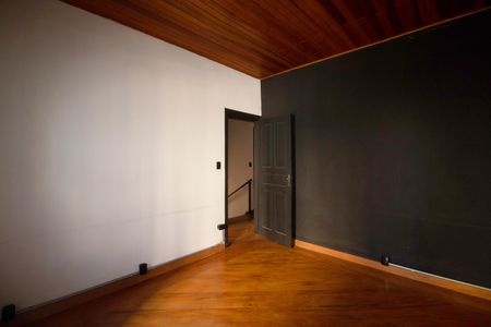 Casa para alugar com 230m², 3 quartos e 2 vagas Casa para alugar com 230m², 3 quartos e 2 vagasQuarto 2