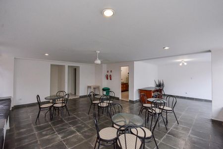 Apartamento à venda com 114m², 3 quartos e 1 vaga Apartamento à venda com 114m², 3 quartos e 1 vagaÁrea comum - Salão de festas