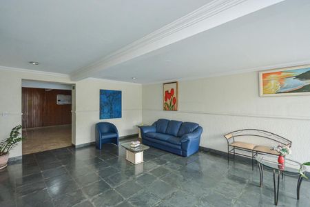 Apartamento à venda com 114m², 3 quartos e 1 vaga Apartamento à venda com 114m², 3 quartos e 1 vagaHall social