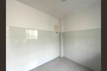 Apartamento à venda com 2 quartos, 41m² em Santos Dumont, São Leopoldo
