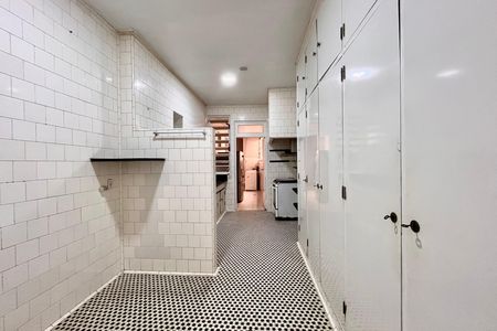 Apartamento para alugar com 218m², 3 quartos e 1 vaga Apartamento para alugar com 218m², 3 quartos e 1 vagaCozinha