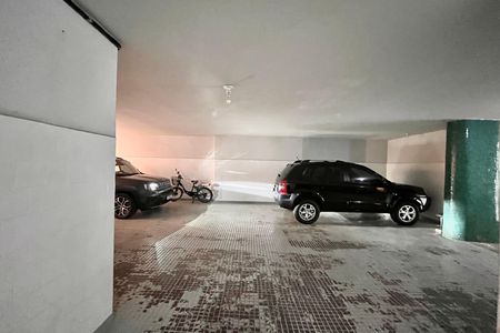 Garagem  de apartamento para alugar com 3 quartos, 218m² em Copacabana, Rio de Janeiro