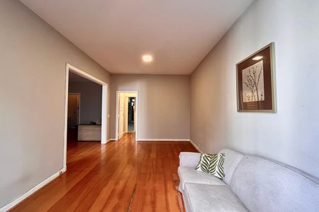 Apartamento para alugar com 218m², 3 quartos e 1 vaga Apartamento para alugar com 218m², 3 quartos e 1 vagaSala