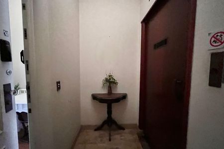Hall de entrada de apartamento para alugar com 3 quartos, 218m² em Copacabana, Rio de Janeiro