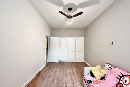 Apartamento para alugar com 218m², 3 quartos e 1 vaga
