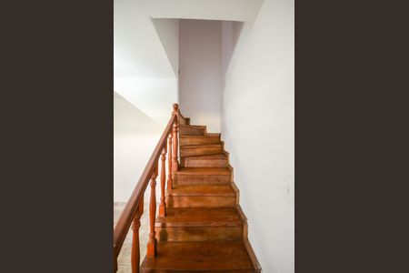 Escada de casa à venda com 2 quartos, 75m² em Vila Progresso (zona Norte), São Paulo