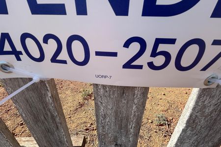 Casa de condomínio à venda com 120m², 3 quartos e 5 vagas Casa de condomínio à venda com 120m², 3 quartos e 5 vagasPlaca