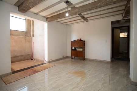Casa de condomínio à venda com 120m², 3 quartos e 5 vagas Casa de condomínio à venda com 120m², 3 quartos e 5 vagasSala