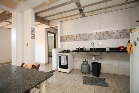 Casa de condomínio à venda com 120m², 3 quartos e 5 vagas Casa de condomínio à venda com 120m², 3 quartos e 5 vagasCozinha e Área de Serviço