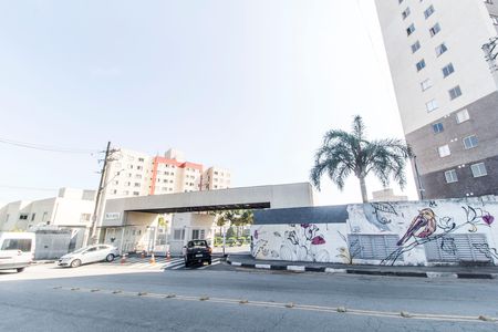 Vista da Rua de apartamento para alugar com 2 quartos, 79m² em Vila da Oportunidade, Carapicuíba