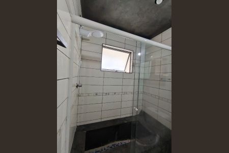 Banheiro de apartamento à venda com 2 quartos, 65m² em Vila Valparaíso, Santo André