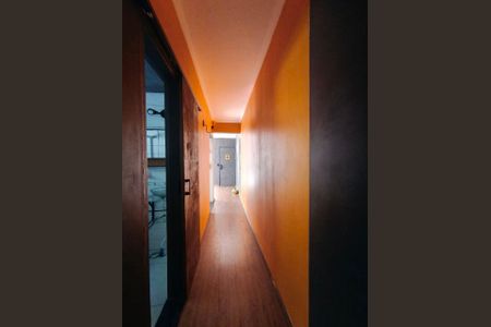 Corredor de apartamento à venda com 2 quartos, 65m² em Vila Valparaíso, Santo André