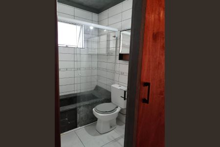 Banheiro de apartamento à venda com 2 quartos, 65m² em Vila Valparaíso, Santo André