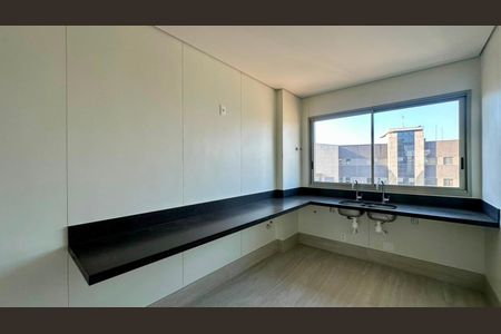 Cozinha  de apartamento à venda com 4 quartos, 402m² em Vale do Sereno, Nova Lima