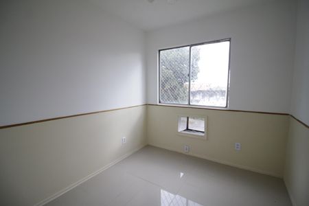 Quarto 1 de apartamento para alugar com 2 quartos, 44m² em Gardênia Azul, Rio de Janeiro