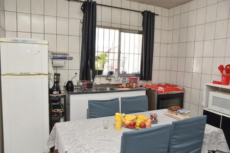 Casa à venda com 4 quartos, 250m² em Vila Nova Jundiainopolis, Jundiaí