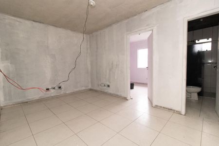 Casa para alugar com 110m², 2 quartos e 2 vagas Casa para alugar com 110m², 2 quartos e 2 vagasSala