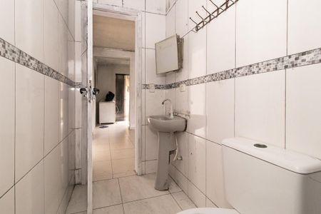 Casa para alugar com 110m², 2 quartos e 2 vagas Casa para alugar com 110m², 2 quartos e 2 vagasBanheiro Social