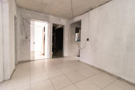 Casa para alugar com 2 quartos, 110m² em Uberaba, Curitiba