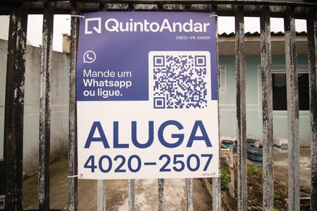 Detalhe de casa para alugar com 2 quartos, 110m² em Uberaba, Curitiba