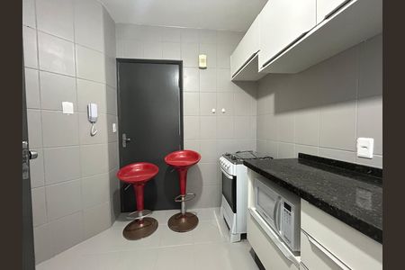 Cozinha e Área de Serviço de apartamento para alugar com 3 quartos, 73m² em Itacorubi, Florianópolis