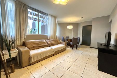 Apartamento para alugar com 73m², 3 quartos e 1 vagaSala