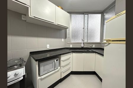Cozinha de apartamento para alugar com 3 quartos, 73m² em Itacorubi, Florianópolis