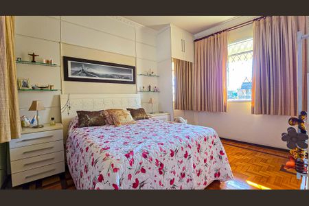 Apartamento para alugar com 110m², 2 quartos e 1 vaga Apartamento para alugar com 110m², 2 quartos e 1 vagaQuarto