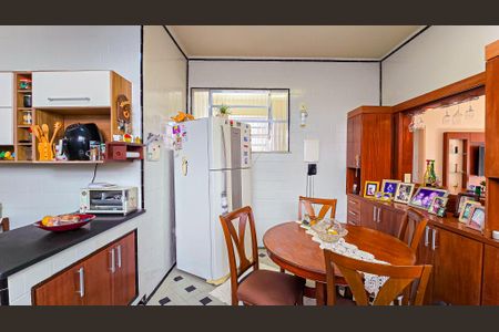 Apartamento para alugar com 110m², 2 quartos e 1 vaga Apartamento para alugar com 110m², 2 quartos e 1 vagaCozinha
