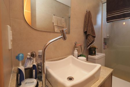 Apartamento à venda com 72m², 3 quartos e 2 vagasBanheiro da Suíte