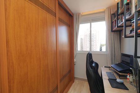 Apartamento à venda com 72m², 3 quartos e 2 vagasQuarto 1