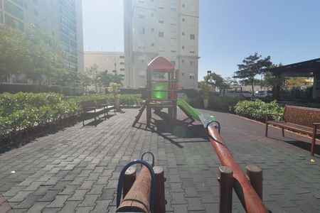 Apartamento à venda com 72m², 3 quartos e 2 vagasÁrea comum - Playground