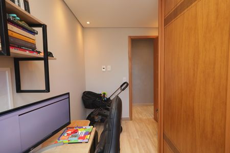 Apartamento à venda com 72m², 3 quartos e 2 vagasQuarto 1